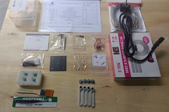 CHMT36VA SMD انتخاب و قرار دادن دستگاه ، میز بالا SMT قرار دادن تجهیزات ارتعاش فیدر